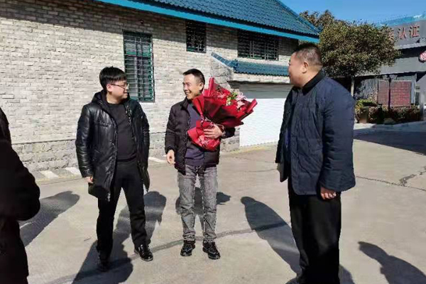 喜迎新春，南莫鎮領(lǐng)導到我公司慰問(wèn)走訪(fǎng)